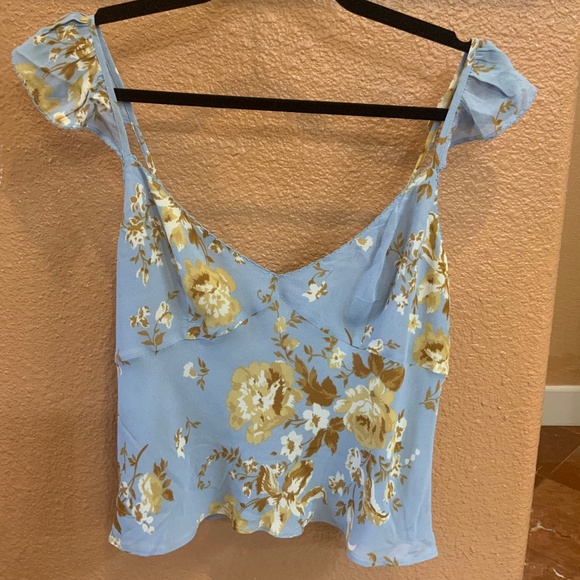 Reformation Flutter Top - Picture 4 of 5